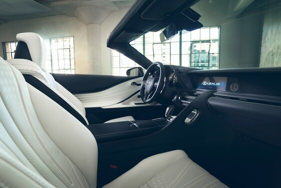 LEXUS LC CONVERTIBLE CONCEPT