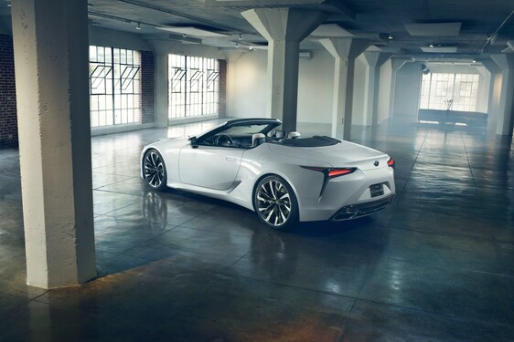 LEXUS LC CONVERTIBLE CONCEPT