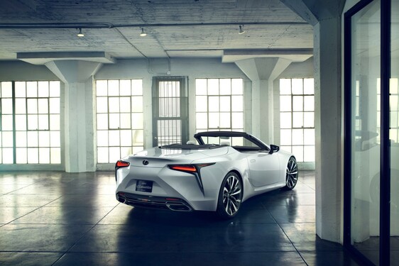 LEXUS LC CONVERTIBLE CONCEPT