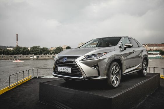 LEXUS JE OPĚT HLAVNÍM  PARTNEREM PRIMÁTOREK 