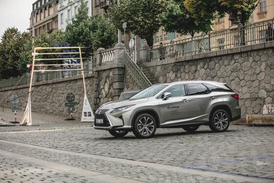 LEXUS JE OPĚT HLAVNÍM  PARTNEREM PRIMÁTOREK 