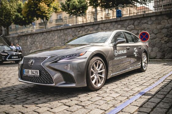 LEXUS JE OPĚT HLAVNÍM  PARTNEREM PRIMÁTOREK 