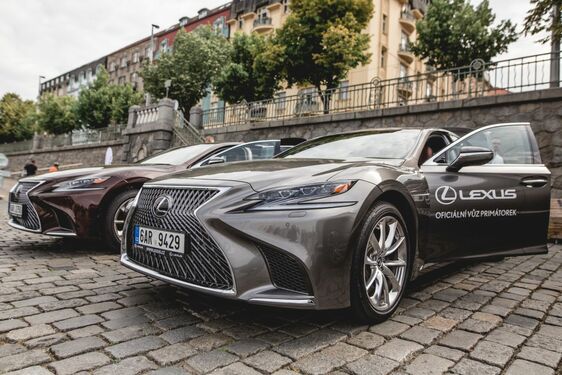 LEXUS JE OPĚT HLAVNÍM  PARTNEREM PRIMÁTOREK 