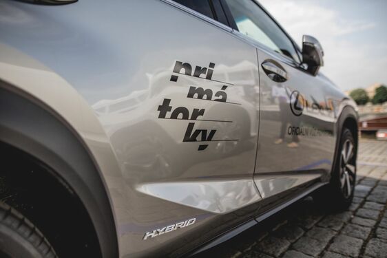 LEXUS JE OPĚT HLAVNÍM  PARTNEREM PRIMÁTOREK 