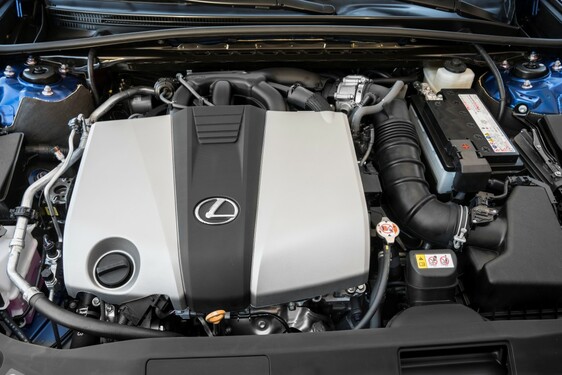 Lexus ES F Sport