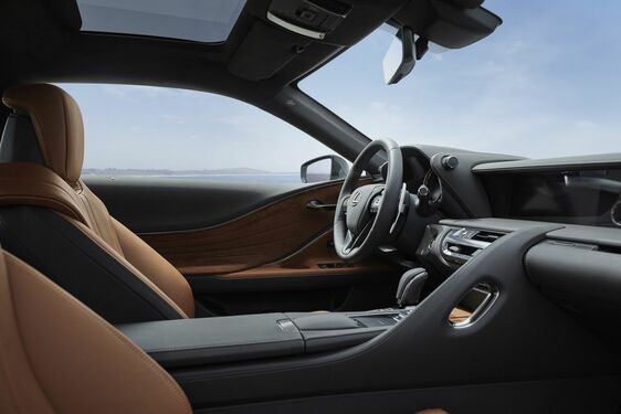KUPÉ LEXUS LC PŘICHÁZÍ  V NOVÉ LIMITOVANÉ EDICI