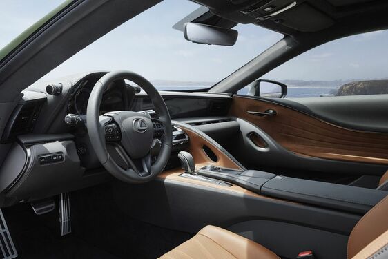 KUPÉ LEXUS LC PŘICHÁZÍ  V NOVÉ LIMITOVANÉ EDICI