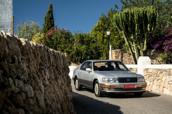 1st Generation LS