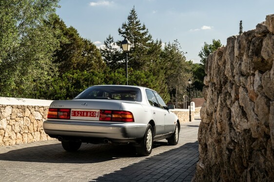 1st Generation LS
