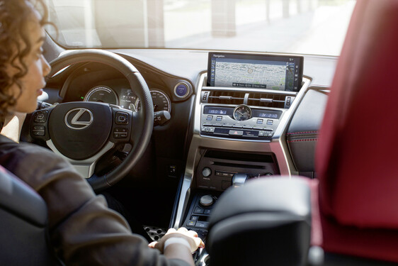2018 NX 300h