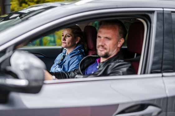 Lexus NX 300h - local