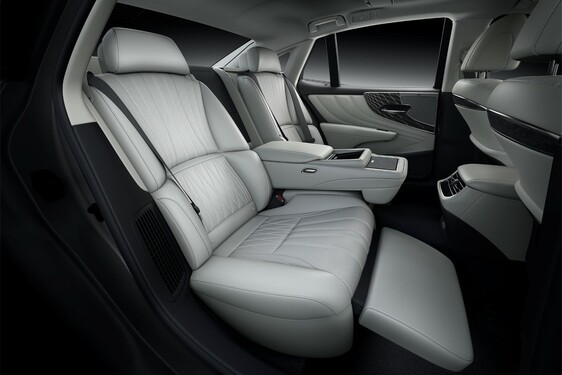 New Lexus LS