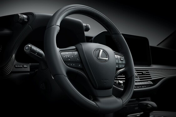 New Lexus LS