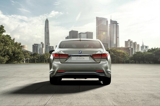 New Lexus LS