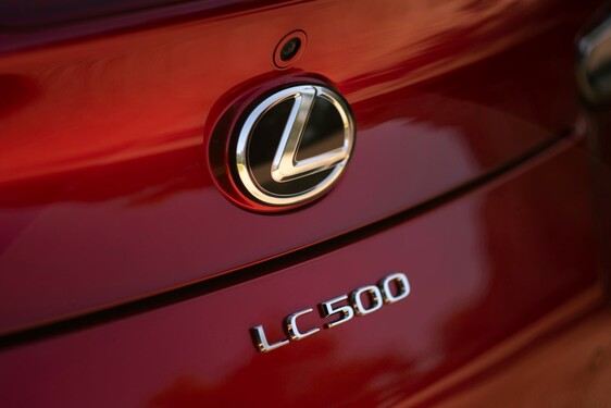 Lexus LC Convertible 2020 - local