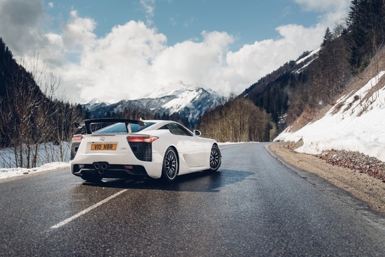 Unikátní model Lexus LFA slaví desáté narozeniny