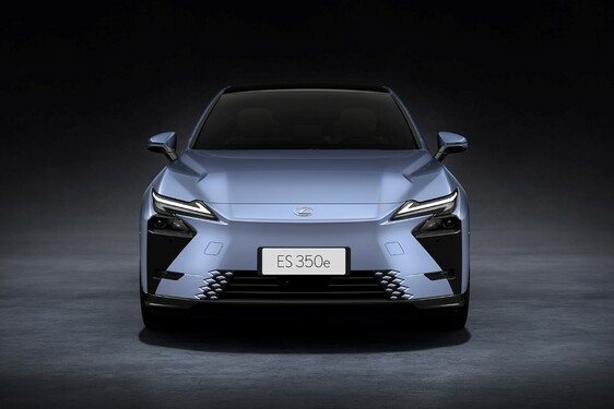 Lexus ES 2025