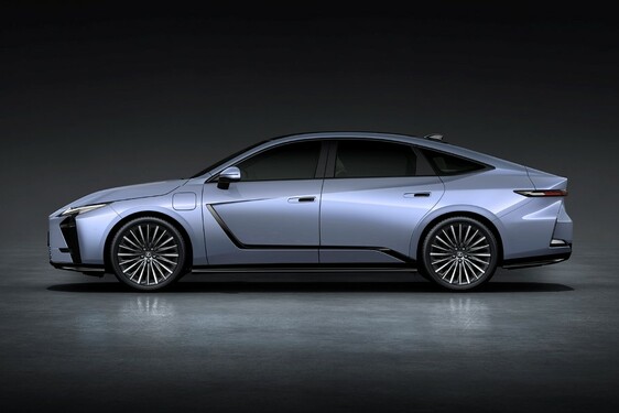 Lexus ES 2025