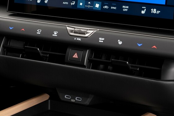 Lexus ES 2025