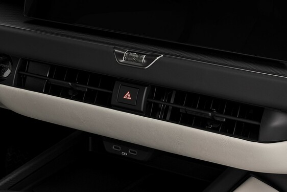 Lexus ES 2025