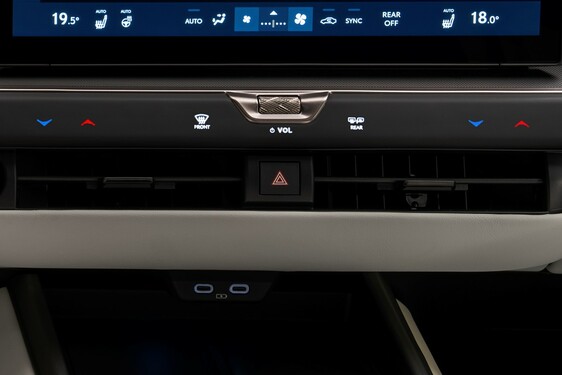 Lexus ES 2025