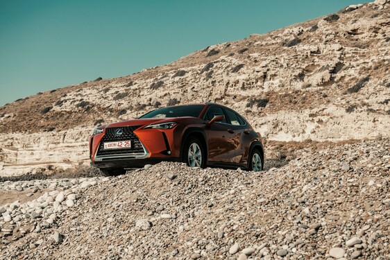 Kypr Lexus UX 