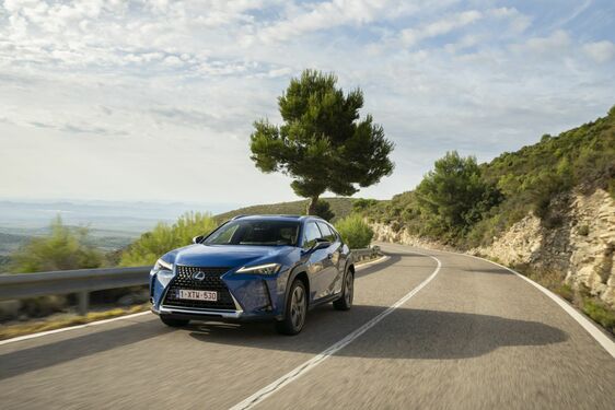 Lexus UX300e