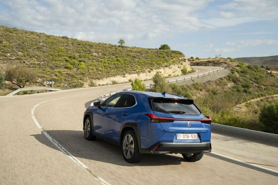 Lexus UX300e