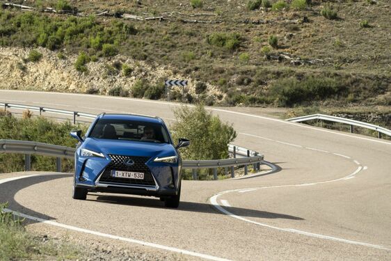 Lexus UX300e