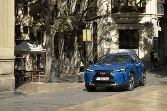 Lexus UX300e