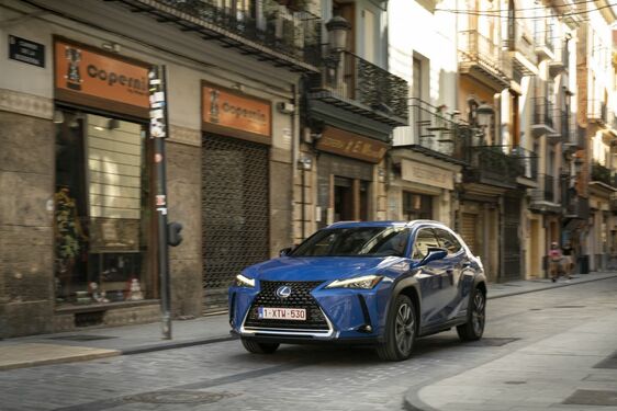 Lexus UX300e