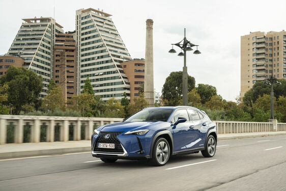 Lexus UX300e