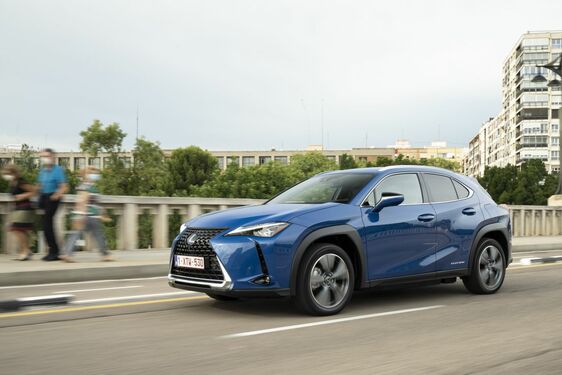 Lexus UX300e
