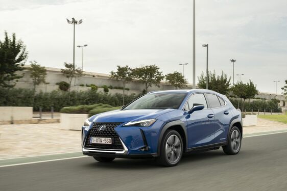 Lexus UX300e