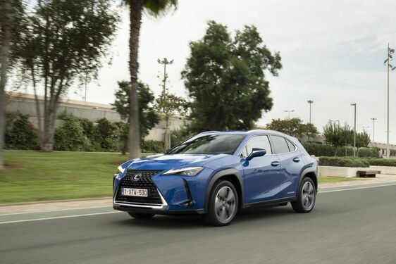 Lexus UX300e