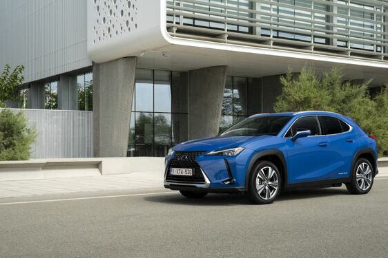 Lexus UX300e