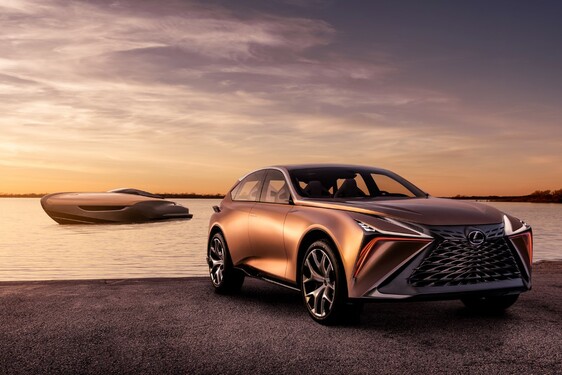 KONCEPT SPORTOVNÍ JACHTY LEXUS ZÍSKAL CENU NA MEZINÁRODNÍ PŘEHLÍDCE PLAVIDEL
