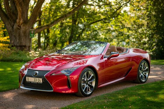  Lexus LC označen za nejlepší kabriolet ve Velké Británii 