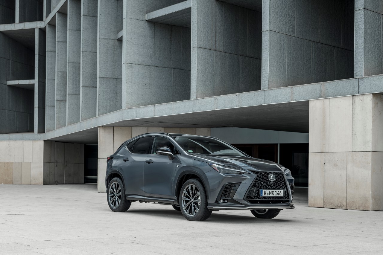 Lexus NX 450h+