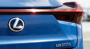 Lexus UX300e
