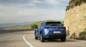 Lexus UX300e