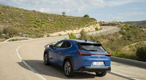 Lexus UX300e