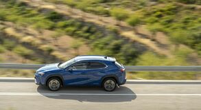 Lexus UX300e