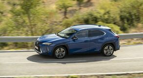 Lexus UX300e