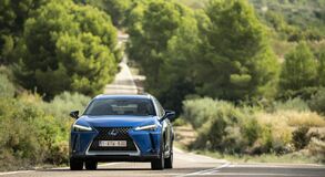 Lexus UX300e