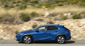 Lexus UX300e