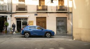Lexus UX300e