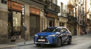 Lexus UX300e