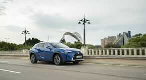Lexus UX300e