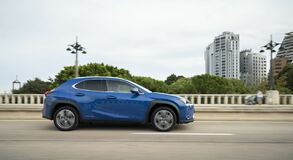 Lexus UX300e